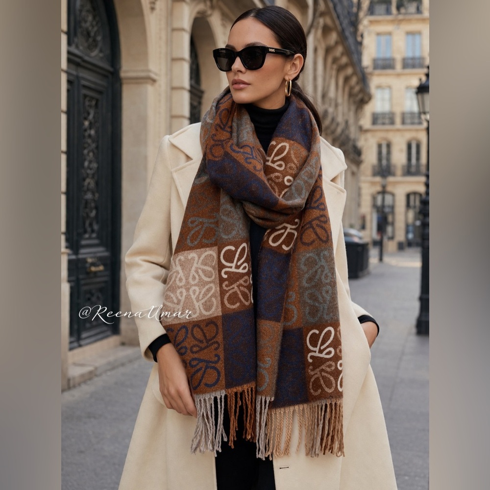 Anagram Motif Cashmere Scarf – Brown, Blue & Cream Checker